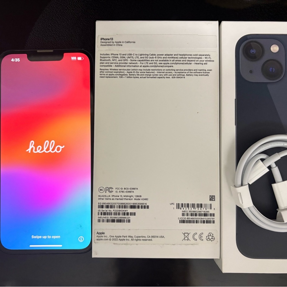 Apple iPhone 13 - Midnight